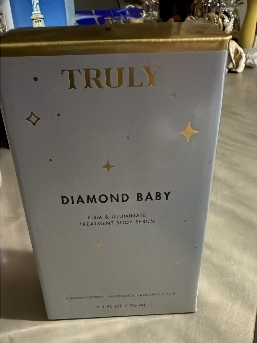TRULY Diamond Baby Firm & Illuminate Treatment Body Serum — White/Gold